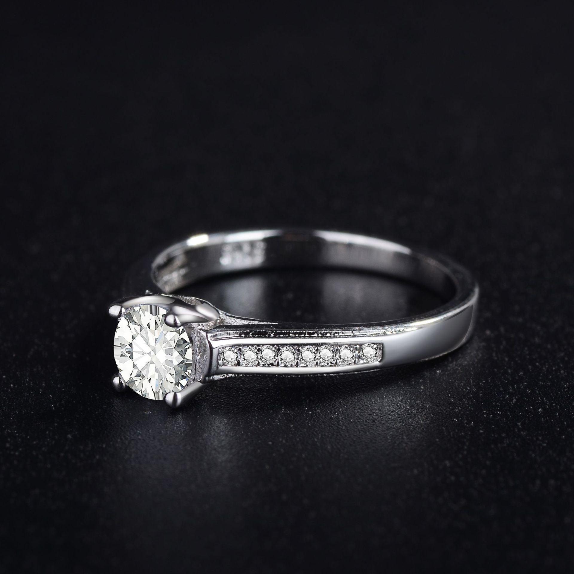 Hot style fashion rings by SHOPEEZONE