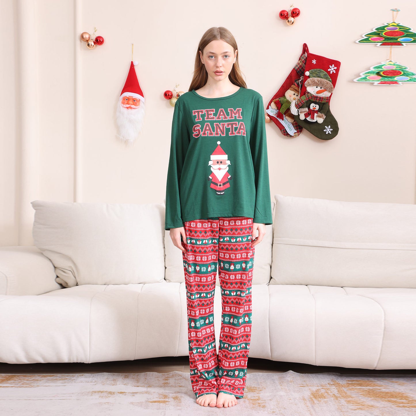 2024 Autumn And Winter Cross-border Europe And The United States Boys And Girls Women's Clothing Men's Long Sleeve Trousers New Cross-border Wansheng Family Suit