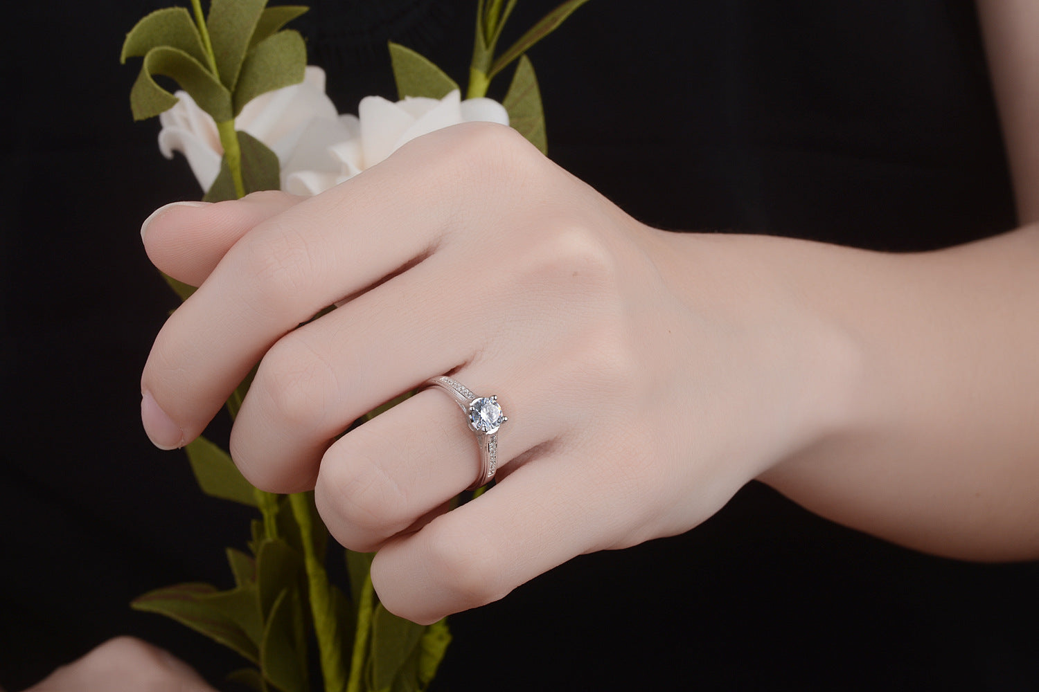 Hot style fashion rings by SHOPEEZONE