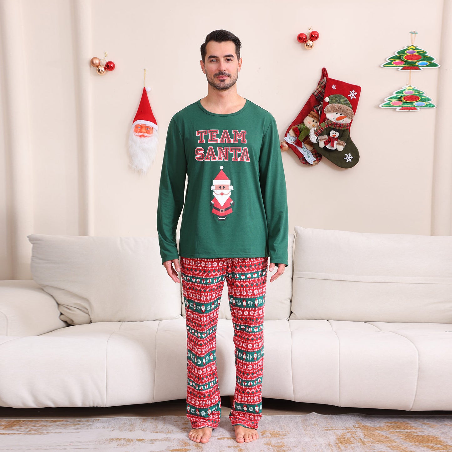 2024 Autumn And Winter Cross-border Europe And The United States Boys And Girls Women&#039;s Clothing Men&#039;s Long Sleeve Trousers New Cross-border Wansheng Family Suit